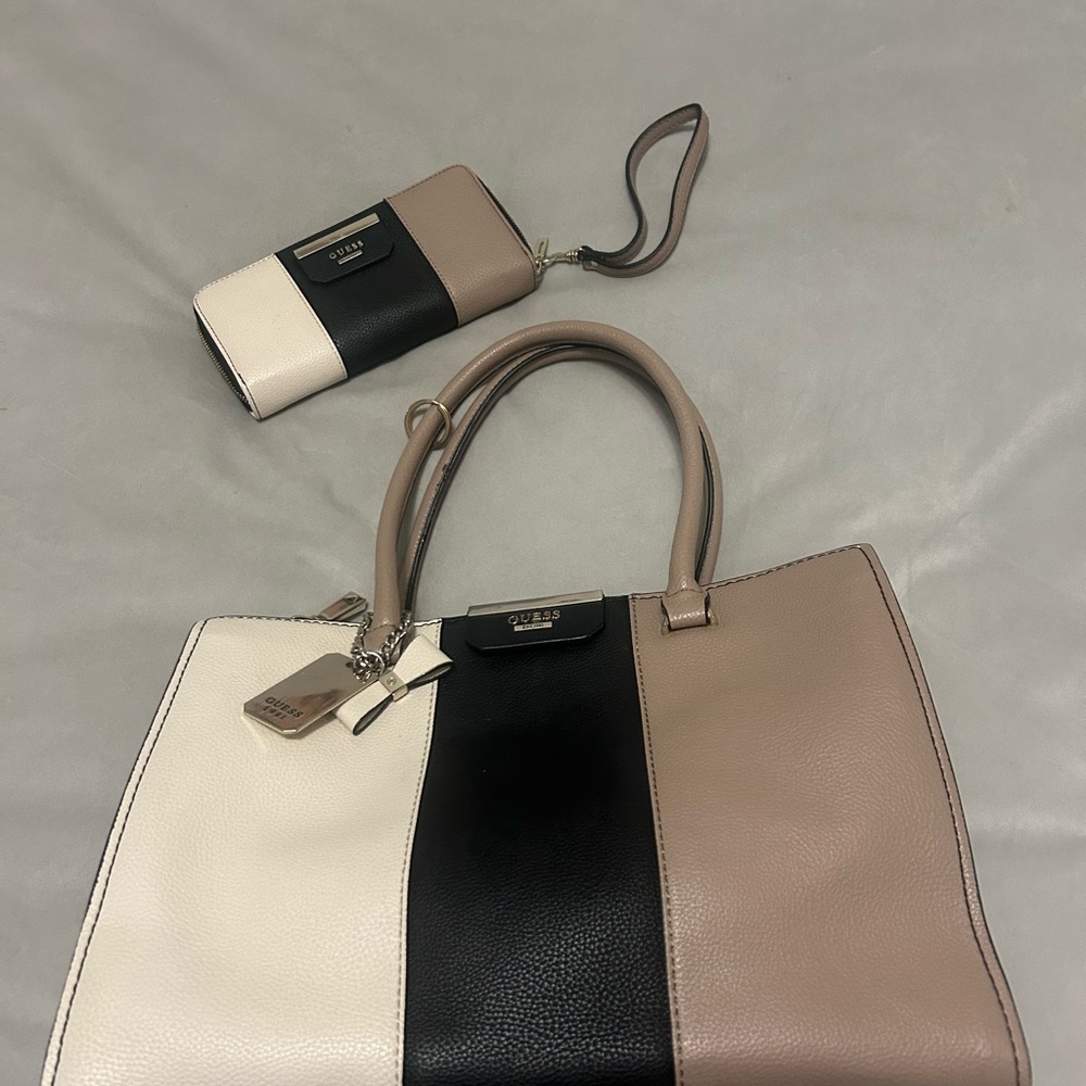 GUESS Tricolor Tote Bag and Wallet Set